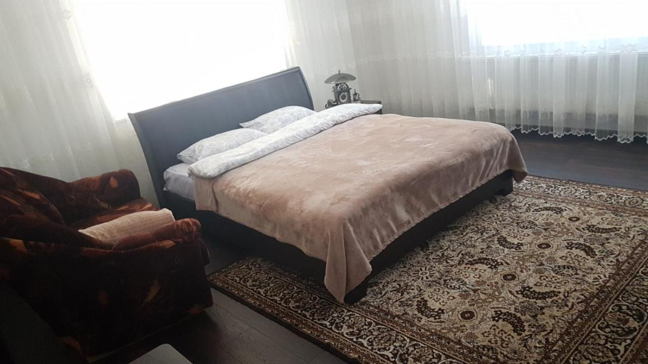 Къща За Гости "Люнгови" Zmeitsa Exterior foto