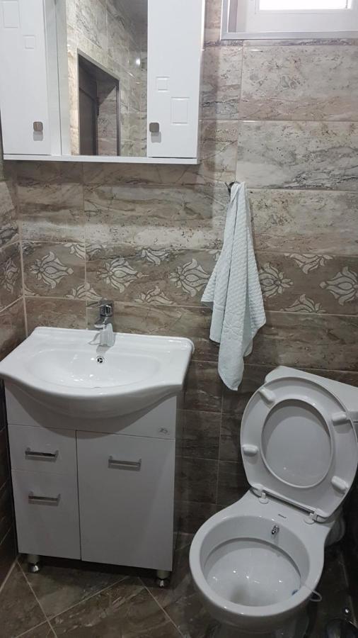 Къща За Гости "Люнгови" Zmeitsa Exterior foto